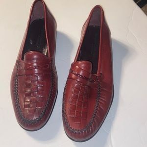 Florsheim Designer Collection burgundy loafers size 8E. Made in Italy
